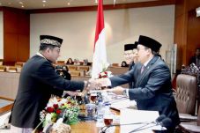 Ketua Komisi X Sebut...