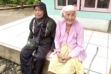 Ini Rahasia Nenek Sarti...