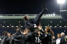 Chelsea Juara Liga Inggris,...