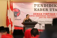 Puan Maharani: Revolusi...