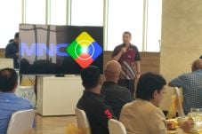 Menteri Komunikasi Malaysia...