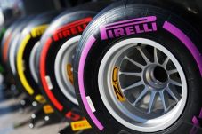 Karet Lembut Pirelli...