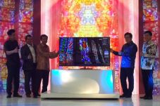 Samsung QLED TV Resmi...