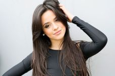 Camila Cabello Umumkan...