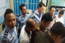 Dipenjara 2 Tahun, Ahok...