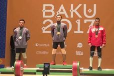 Two Indonesian Lifter...