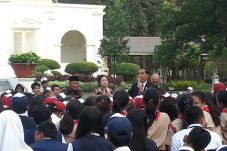 Melihat Aksi Jokowi...