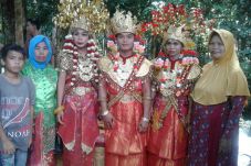 Pegi: Dia (Ardiansyah)...