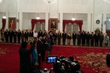 Jokowi Lantik 6 Dubes...
