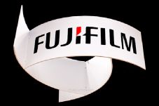 Fujifilm Targetkan Pertumbuhan...