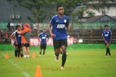 Ridwan Tawainella Cedera,...