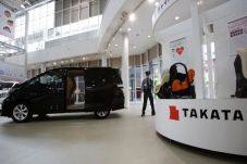 Toyota, BMW, Mazda,...