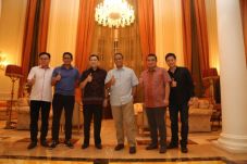 Hary Tanoe: Persempit...