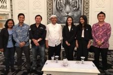 Chelsea Islan Bicara...