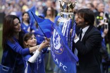 Seusai Pesta, Conte...