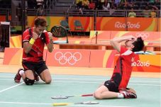 Owi/Butet Ingin Akhiri...