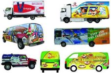 Mobil Jadi Iklan Berjalan...