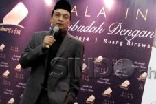 Ketua GNPF MUI Kecam...