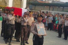 Korban Tewas Bom Kampung...