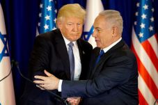 Trump Minta Netanyahu...