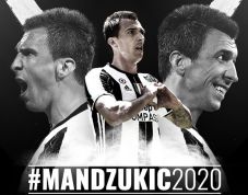 Mandzukic Perpanjang...