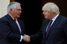 Tillerson Meminta Maaf...