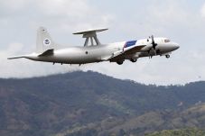 Jet Tempur Cina Cegat...