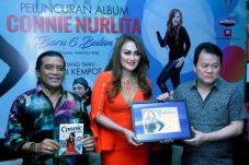 19 Tahun Vakum, Connie...