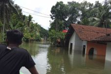 Korban Banjir serta...