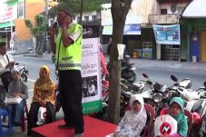 Hafal Satu Surat Alquran...