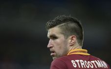 AS Roma Pagari Kevin...