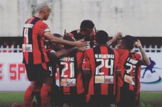 Habisi Barito Putera,...