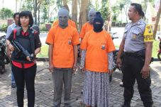 4 Pengedar Uang Palsu...