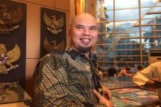 Ahmad Dhani Bakal Merilis...