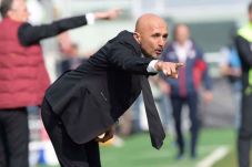 Spalletti Segera Mendarat...