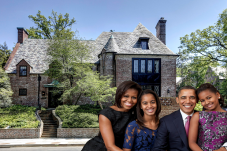 Obama Beli Rumah Rp107,7...