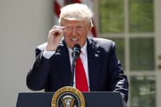 Trump Umumkan AS Keluar...