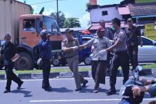 Satpol PP Yogyakarta...