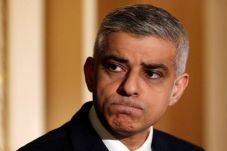 Wali Kota Sadiq Khan...