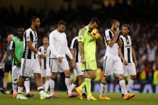 Juventus Spesialis Runner...