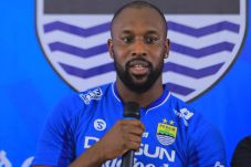 Bantah Tidak Fit, Carlton...