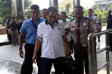 KPK Tetapkan Tiga Pejabat...