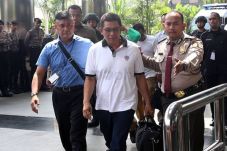 Ketua Komisi B DPRD...