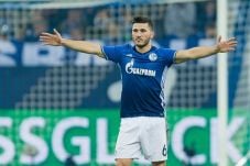 Sead Kolasinac Dipastikan...
