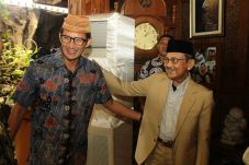 Temui BJ Habibie, Sandiaga:...