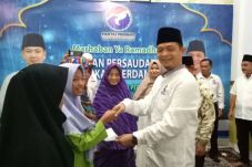 Santuni Anak Yatim dan...