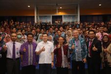 Jalankan Konstitusi,...