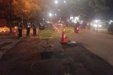 Picu Kecelakaan, Jalan...