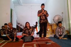 Ketua Perindo Riau Buka...