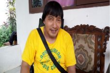 Begini Cara Idoy Dunia...